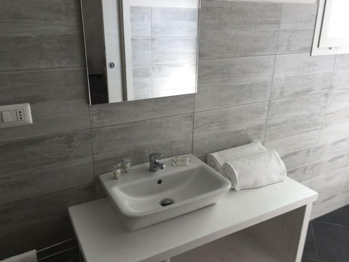 Guest House Suite Olbia Dış mekan fotoğraf